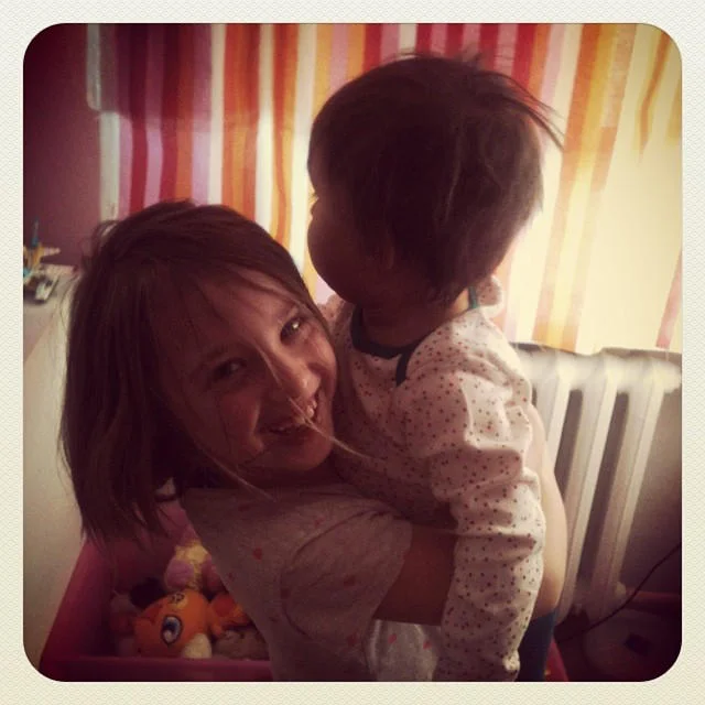 Hania i Maks świetnie się ze sobą dogadują.