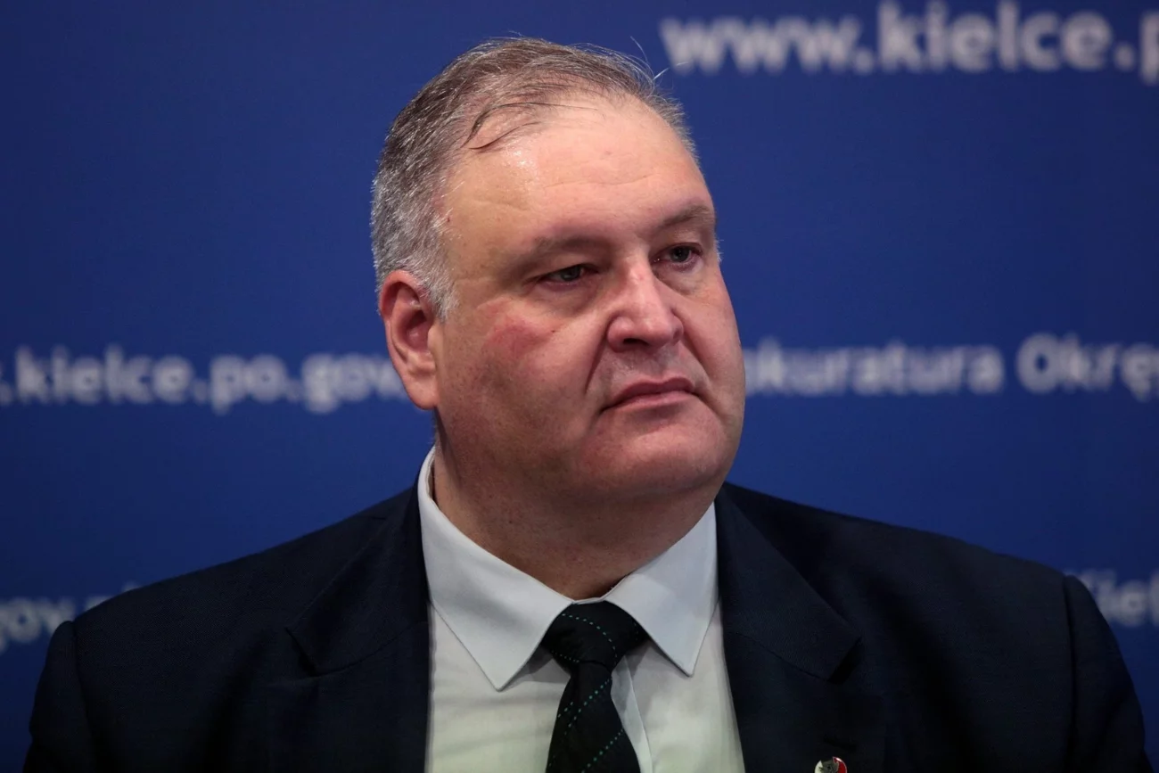 Bogdan Święczkowski i 100 stron pism. Tak prezes TK miał donieść na Polskę Bogdan Święczkowski miał donieść do USA na Polskę
