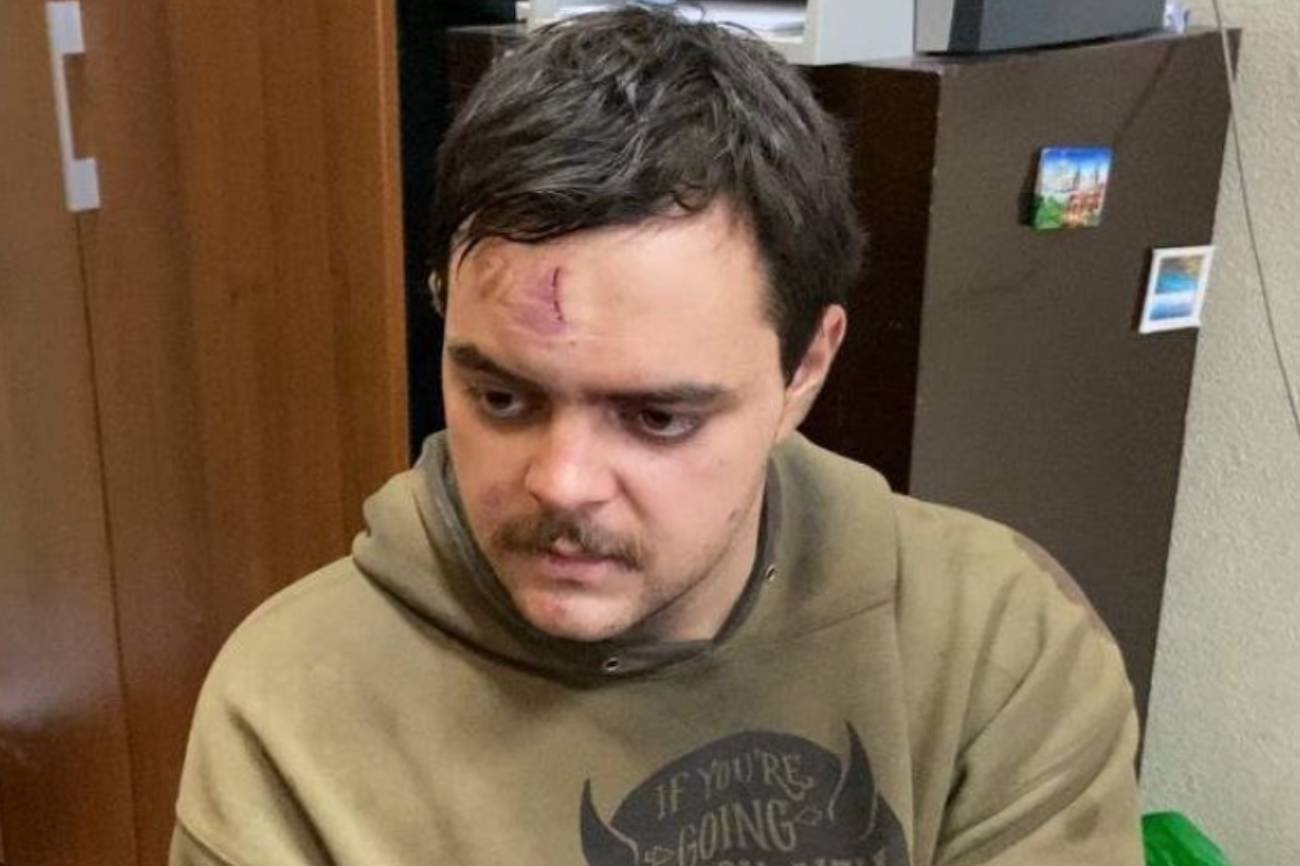 Brytyjski ochotnik schwytany przez Rosjan w Mariupolu. Szerzenie propagandy