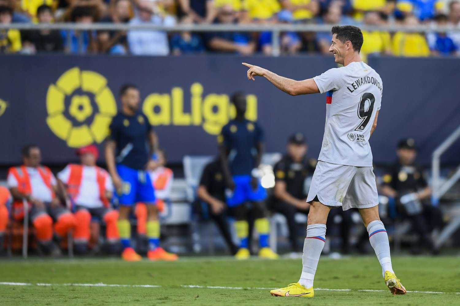 Kibice zgotują Lewandowskiemu piekło? Niemcy liczą, że pożałuje powrotu do Bawarii