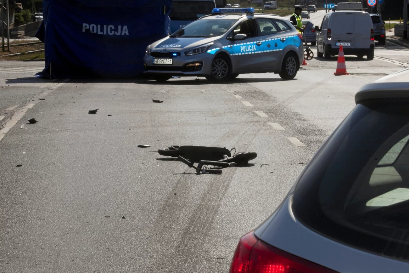 Groźny wypadek na hulajnodze elektrycznej.