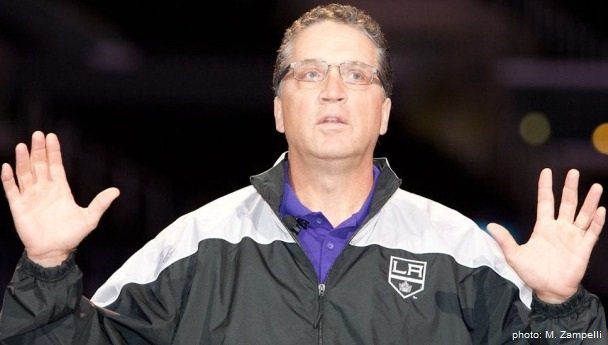 Ręce, które leczą. Ręce (i cała reszta) architekta sukcesów klubu, menedżera LA Kings - Deana Lombardi.