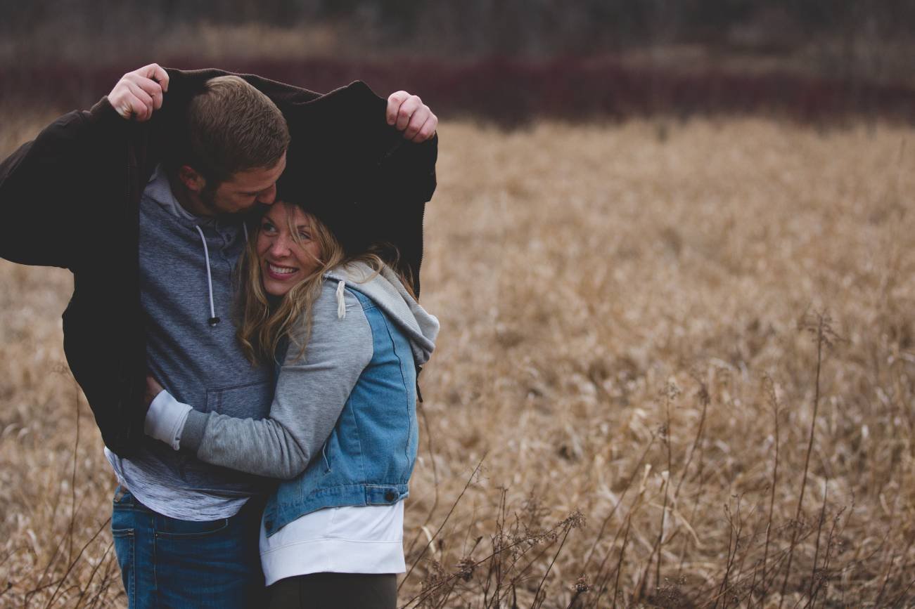 Vulturing na czym polega trend randkowy. Gdy sęp czeka aż związek umrze