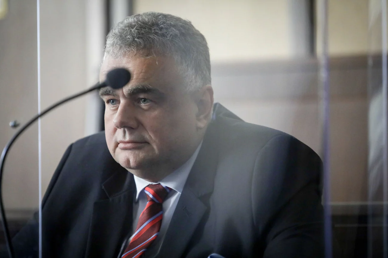 Sakiewicz przegrał w trybie wyborczym z posłem Rozenkiem. Będzie musiał sprostować swoją wypowiedź