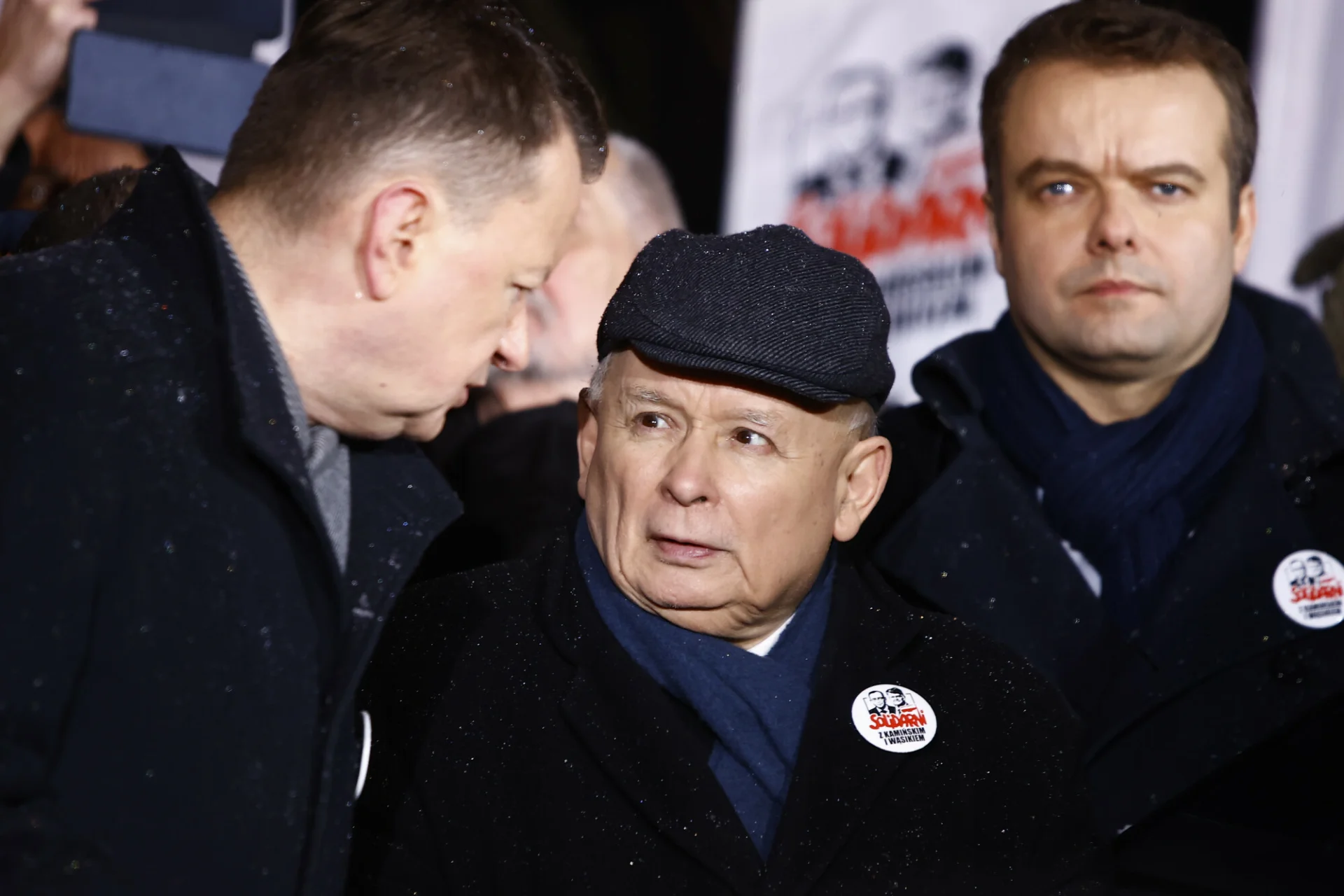 Przed marszem PiS w stolicy powstało parę teorii spiskowych.