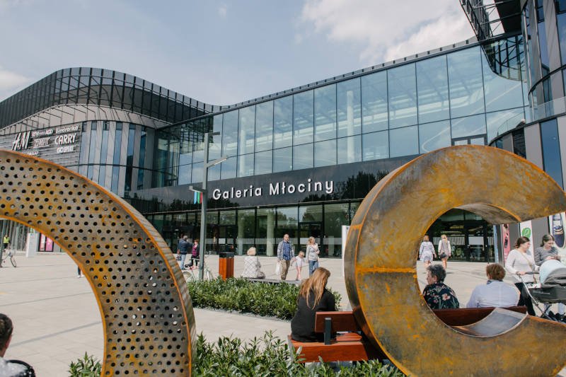 Nowoczesna Galeria handlowa.