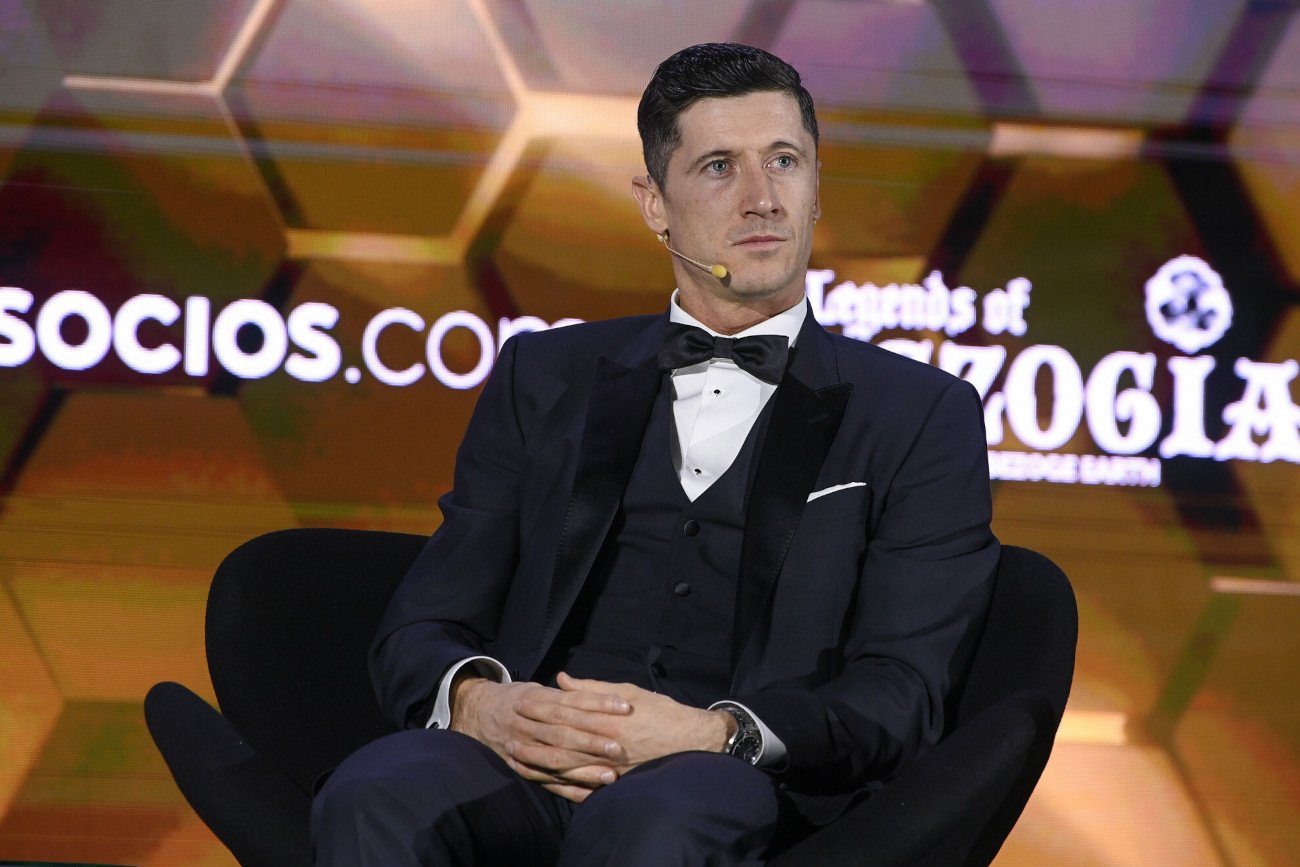 Robert Lewandowski stał się obiektem niewinnego żartu ze strony rosyjskiej federacji piłkarskiej.