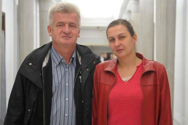 Piotr Ikonowicz wyjawił, że żyje z żoną bardzo skromnie.