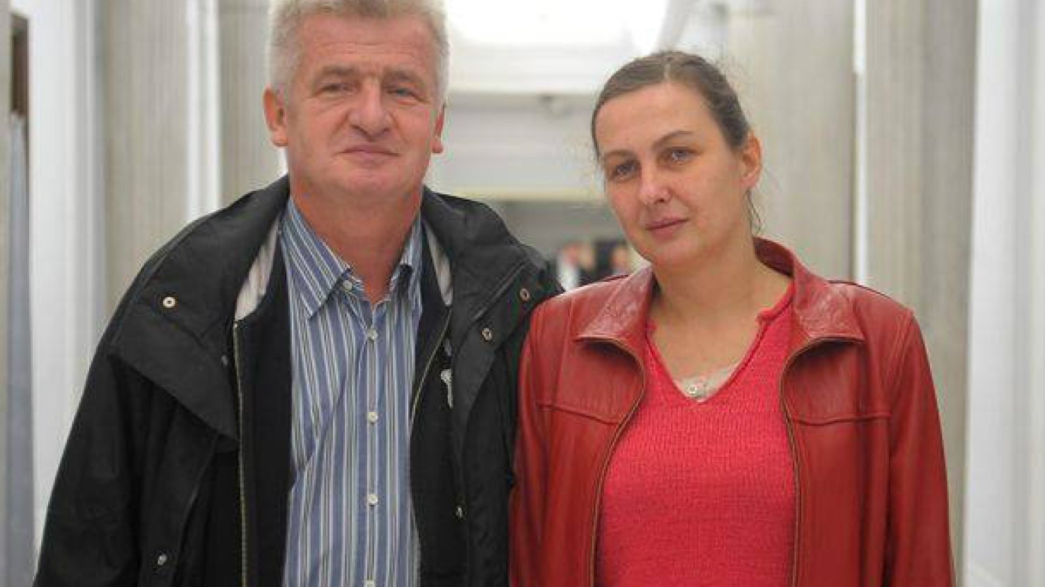 Piotr Ikonowicz wyjawił, że żyje z żoną bardzo skromnie.