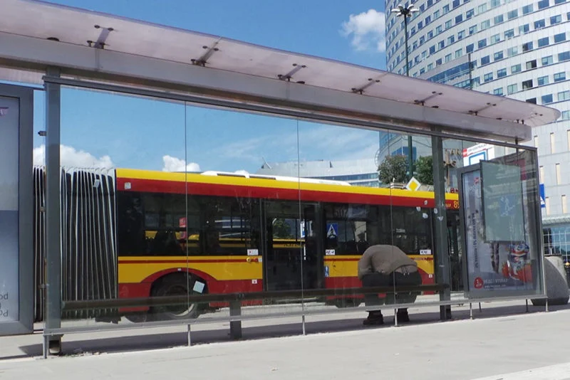 Zapach podróży, czyli śmierdzący problem pasażerów. Wydzielić specjalne miejsca? Nie, umyj się Polaku!