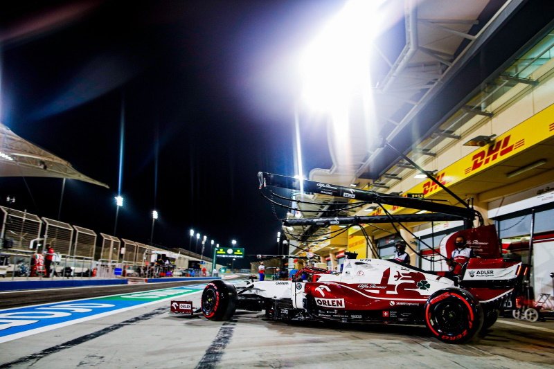 Kimi Räikkönen miał dzisiaj problemy ze swoim bolidem Alfa Romeo