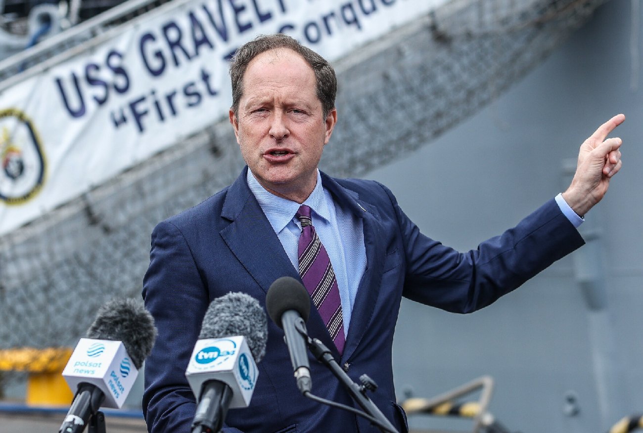 Ambasador USA w Polsce z przesłaniem do osób LGBT na przekór PiS