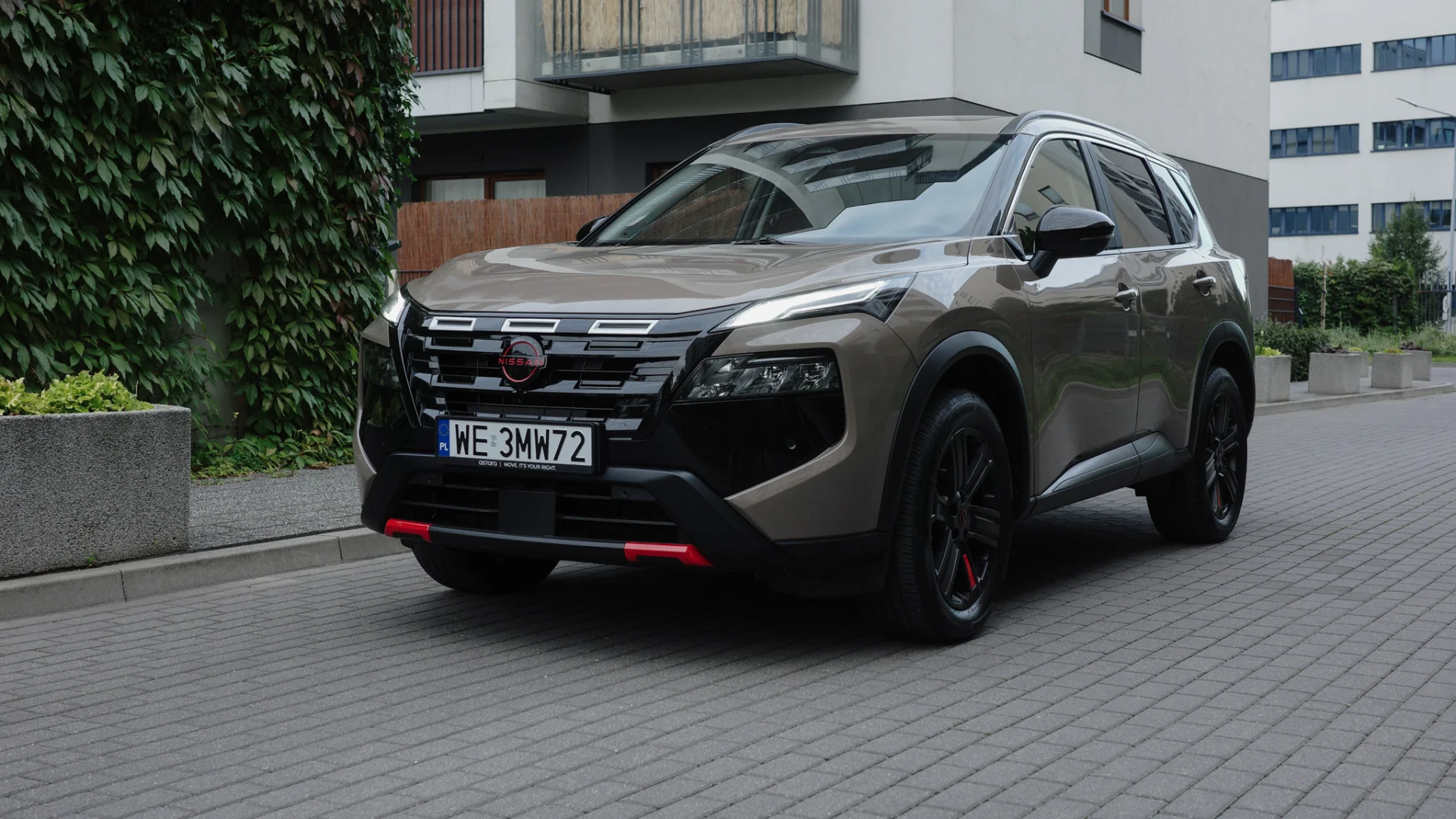 Nissan X-Trail to świetny SUV z jedną wadą. Przez ceny paliwa zabolało podwójnie