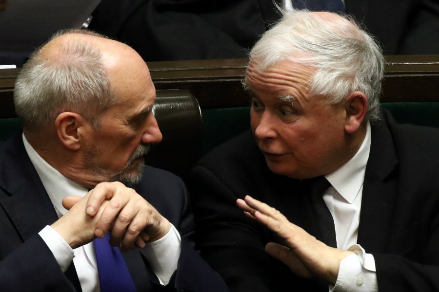 Antoni Macierewicz zostanie szefem NIK? Zgodę na to miał już wyrazić Jarosław Kaczyński.