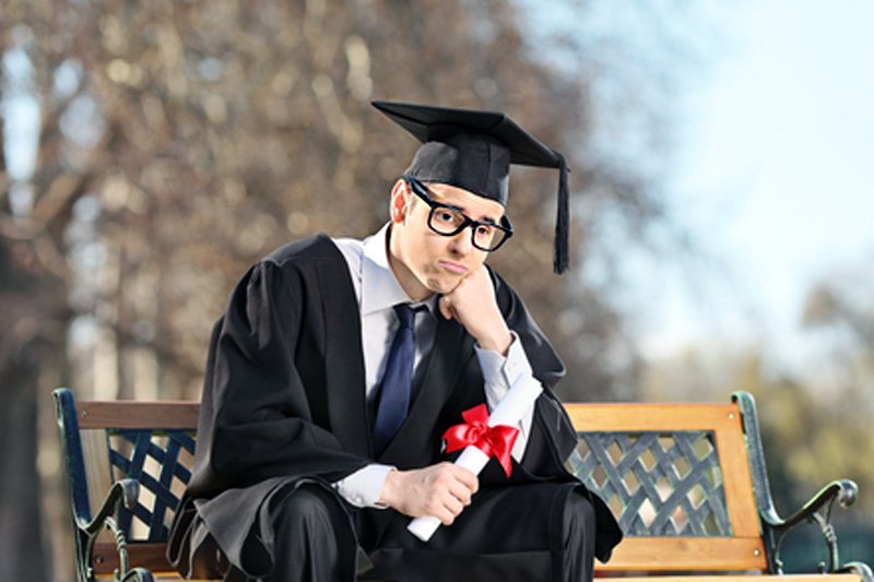 "Newsweek" o tym, jak pokolenie, które odniosło sukces na początku lat 90-tych widzi dziś sytuację młodych.