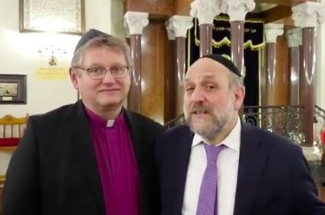 Bp Jerzy Samiec i rabin Michael Schudrich złożyli razem życzenia z okazji Nowego Roku.