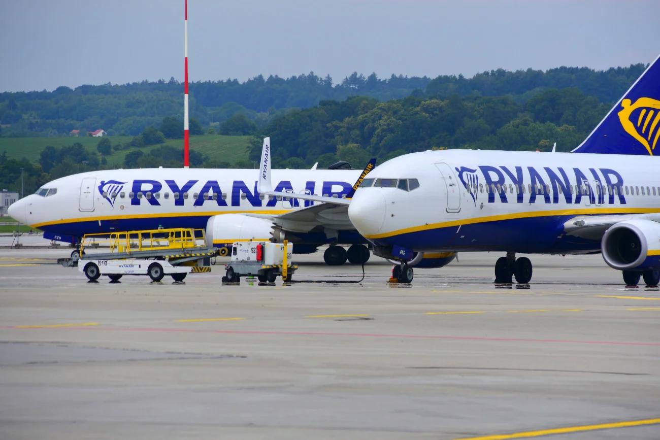 Ryanair zapowiada ograniczenie tanich lotów w Europie. Zmiany dotyczą też Polski Ryanair ogranicza tanie loty w Europie. Te trasy na pewno znikną z Polski
