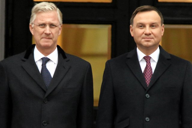 Z ustaleń dziennika "Le Soir" wynika, że królowi Belgów Filipowi I Koburg zaserwowano w Warszawie wino za 12 euro