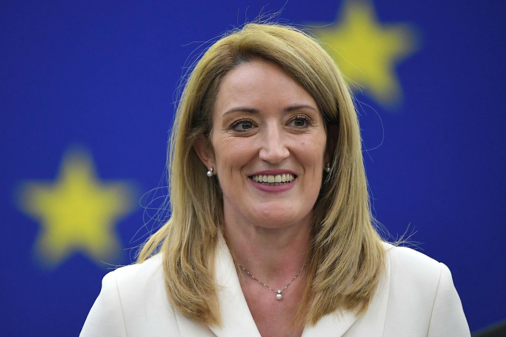 Maltańska eurodeputowana Roberta Metsola została nową przewodniczącą Parlamentu Europejskiego.