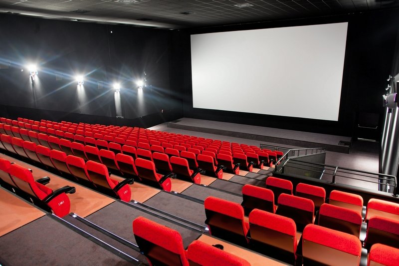 Wicemarszałek Senatu odbyła rozmowę z Multikinem ws. udogodnień dla osób niesłyszących i niedosłyszących.