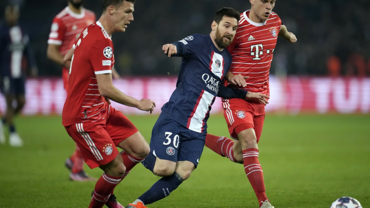 Lionel Messi drugi raz z rzędu odpadł w barwach Paris Saint-Germain na etapie 1/8 finału Ligi Mistrzów.