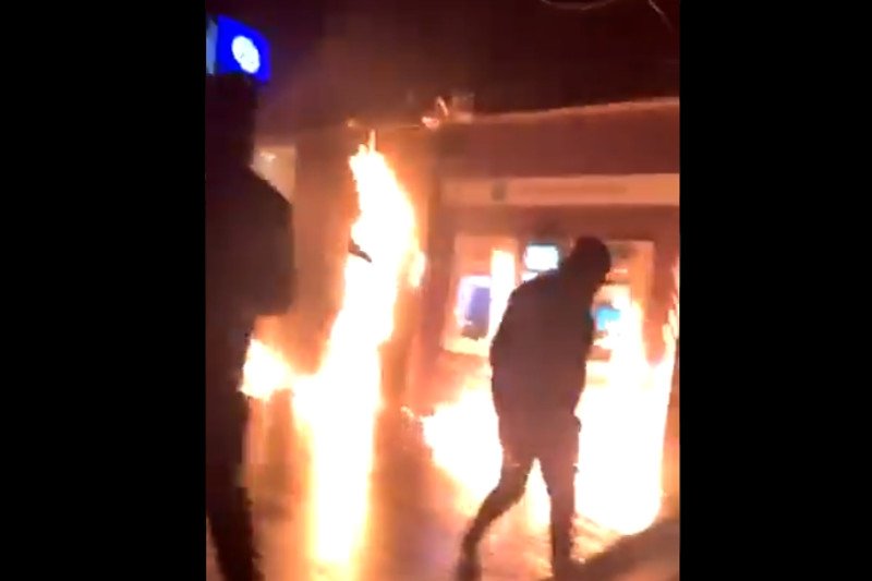 Chaos w Brukseli. Zamieszki wywołane śmiercią Ibrahima.