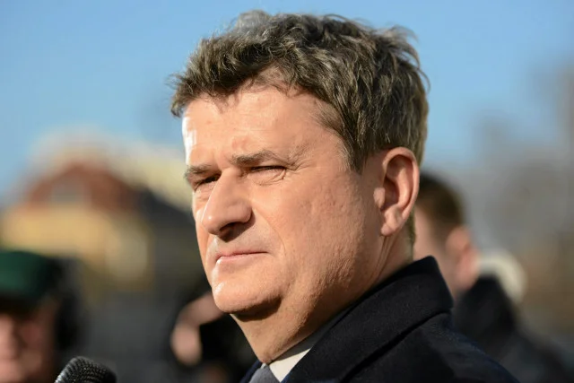 Janusz Palikot uważa, że "lepiej się poddać, niż prowadzić wojnę"