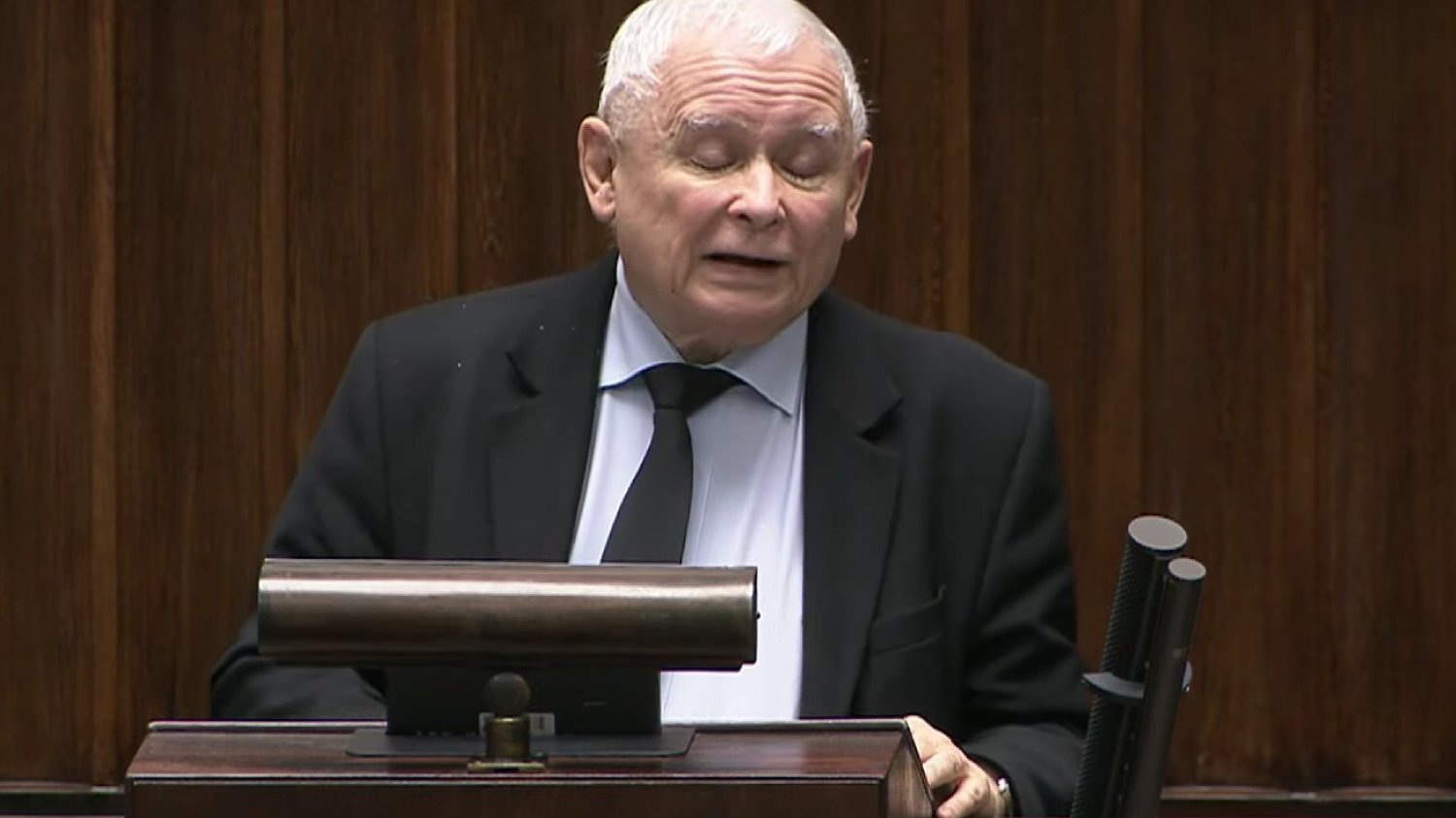 Jarosław Kaczyński w nowym Sejmie już zaliczył odlot. Tak nawoływał do wyboru Elżbiety Witek