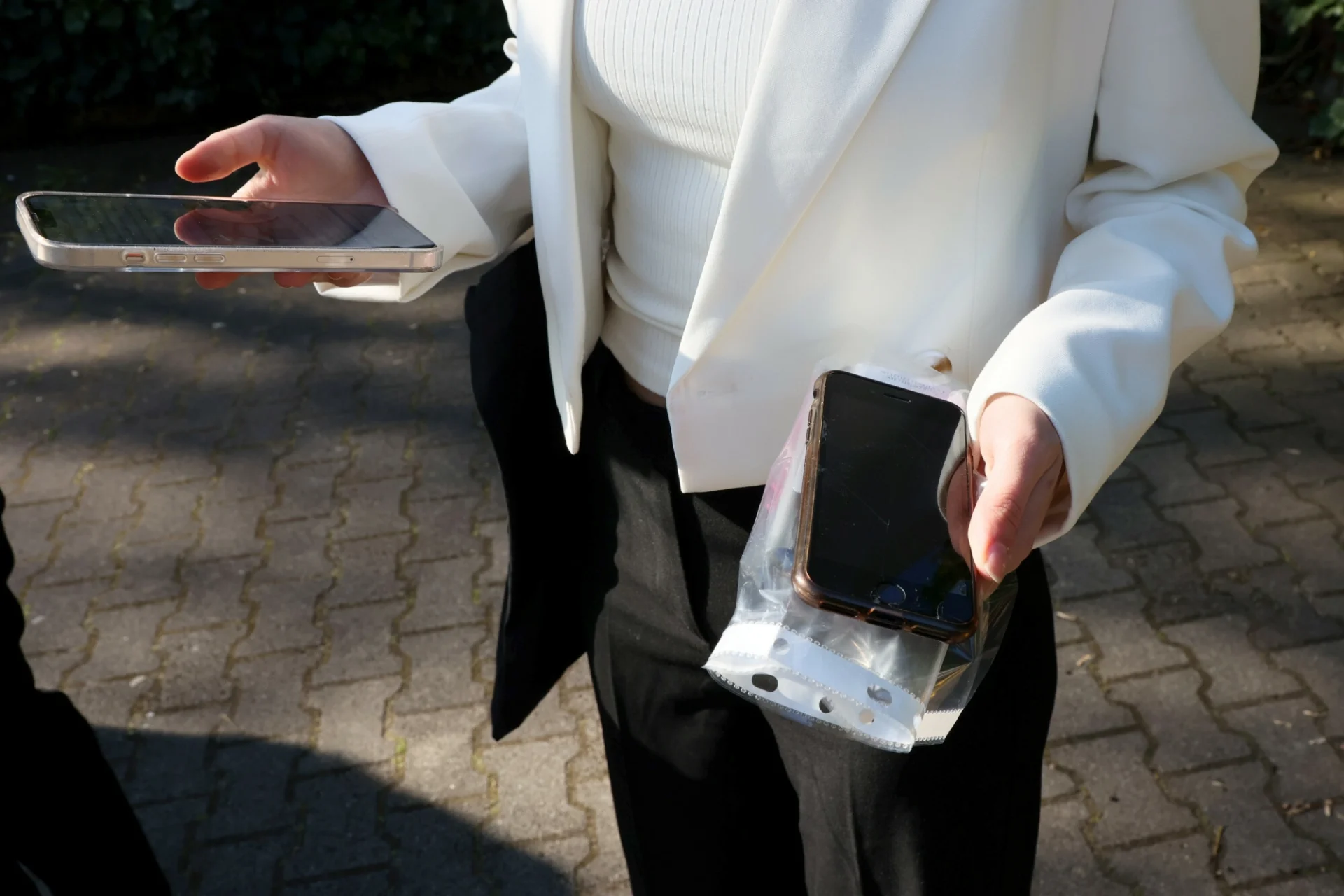 Polacy masowo przenoszą numery telefonów. Z jednej sieci rezygnują wyjątkowo często