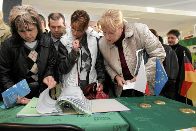 "Przepraszam, ile tu płacą?"