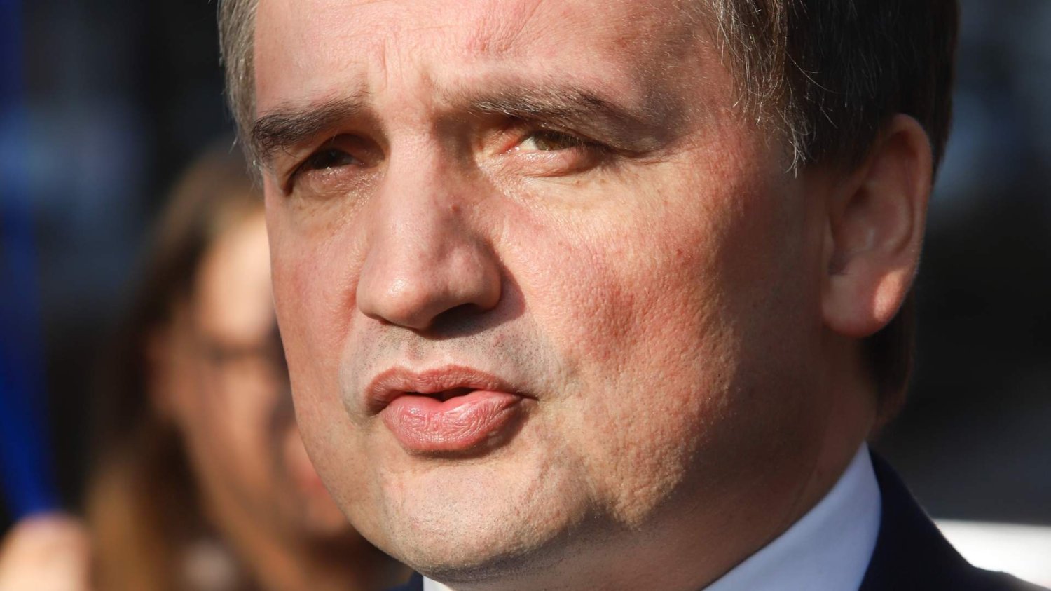 Ostatni dzwonek dla Ziobry. Poseł PiS jasno ws. immunitetu. Zbigniew Ziobro jasno ws. immunitetu.
