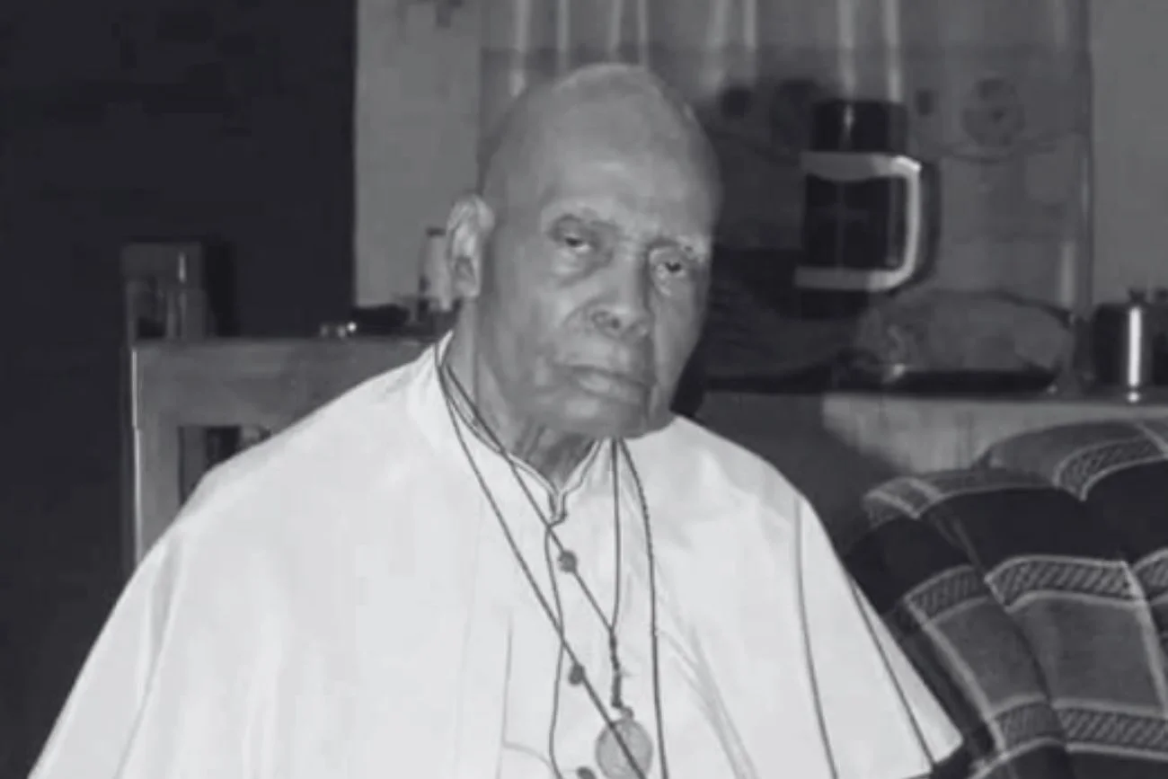 Ksiądz prałat Thomas Oleghe odszedł w wieku 104 lat. Posługę pełnił przez 70 lat W wieku 104 lat zmarł Thomas Oleghe. Przeżył 9 papieży