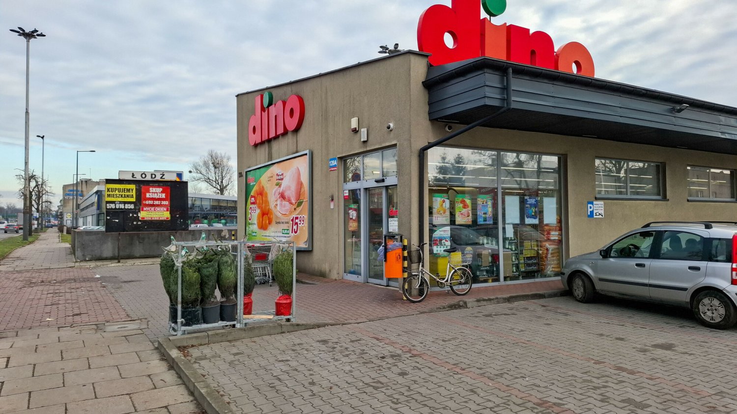 Ptasie Mleczko za 10 zł w Dino, o ile kupimy od razu dwa. W Biedronce też jest promocja