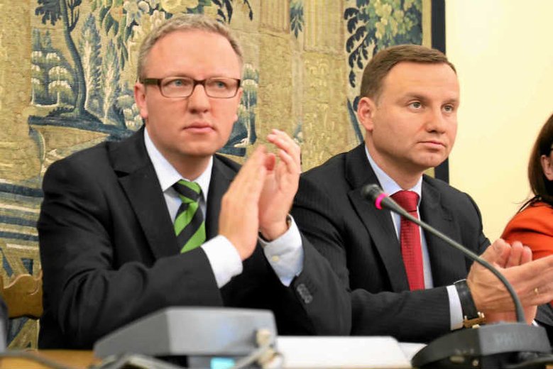 Krzysztof Szczerski zdaniem prawicowego portalu rezygnuje z teki ministra spraw zagranicznych.