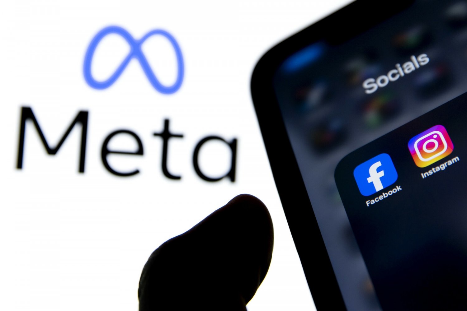 Facebook nie działa, Instagram też nie działa. Oto co wiadomo o awarii.