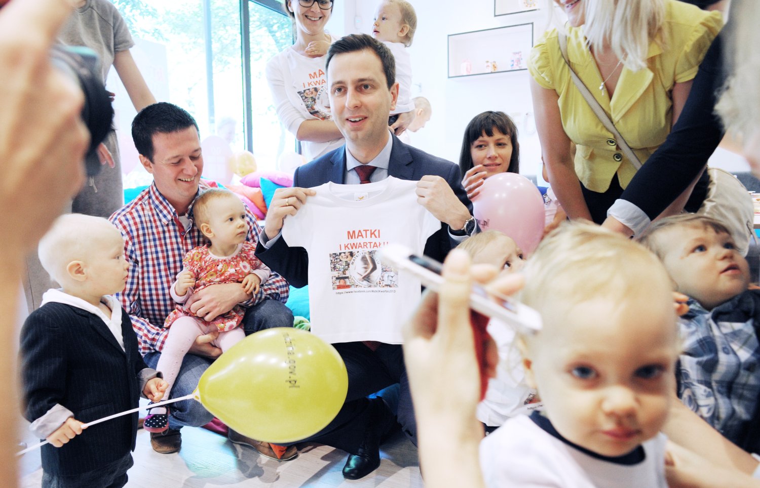 Spotkanie z rodzicami ze Stowarzyszenia Matki I Kwartału w rocznicę wprowadzenia urlopów rodzicielskich