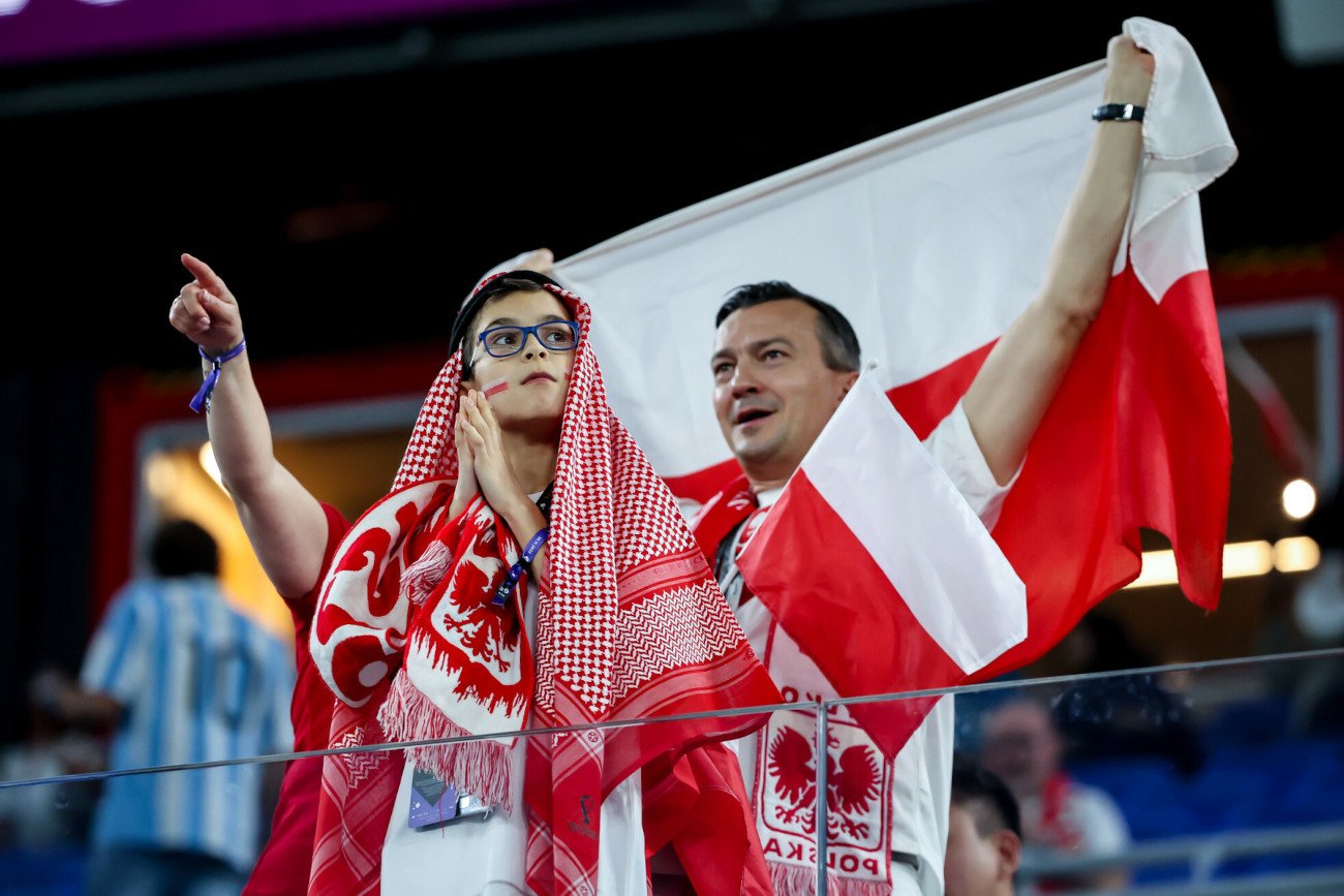 Kibice Biało-Czerwonych za swoją reprezentacją polecieli nawet do dalekiego Kataru. A co dostali w zamian?