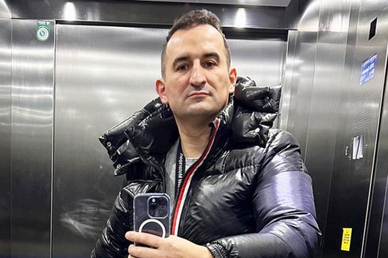 Misiek Koterski wspomina moment, gdy sięgnął dna. "Spałem na klatkach"