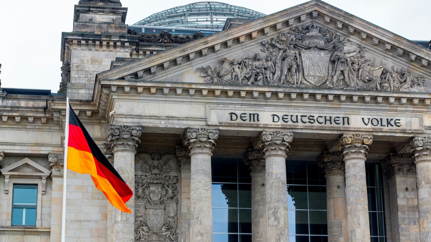 AfD ma problem. Te osoby mają zakaz wejścia do Bundestagu