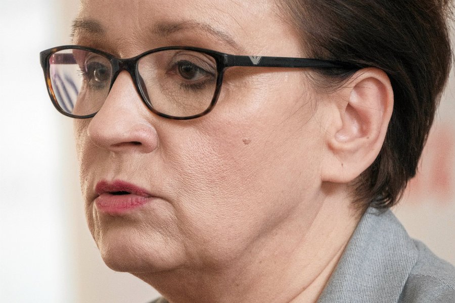 Jednym z wymienianych nazwisk do "odstrzału" jest Anna Zalewska.