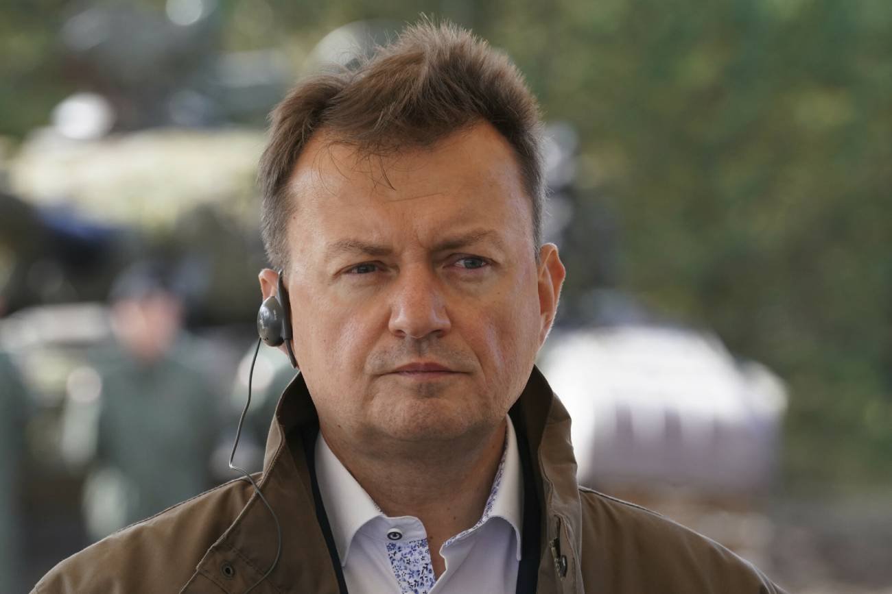 Mariusz Błaszczak podczas poniedziałkowej rozmowy z Radiem Olsztyn zaznaczył, że nie ma aktualnie bezpośredniego zagrożenia na granicy polsko-rosyjskiej.