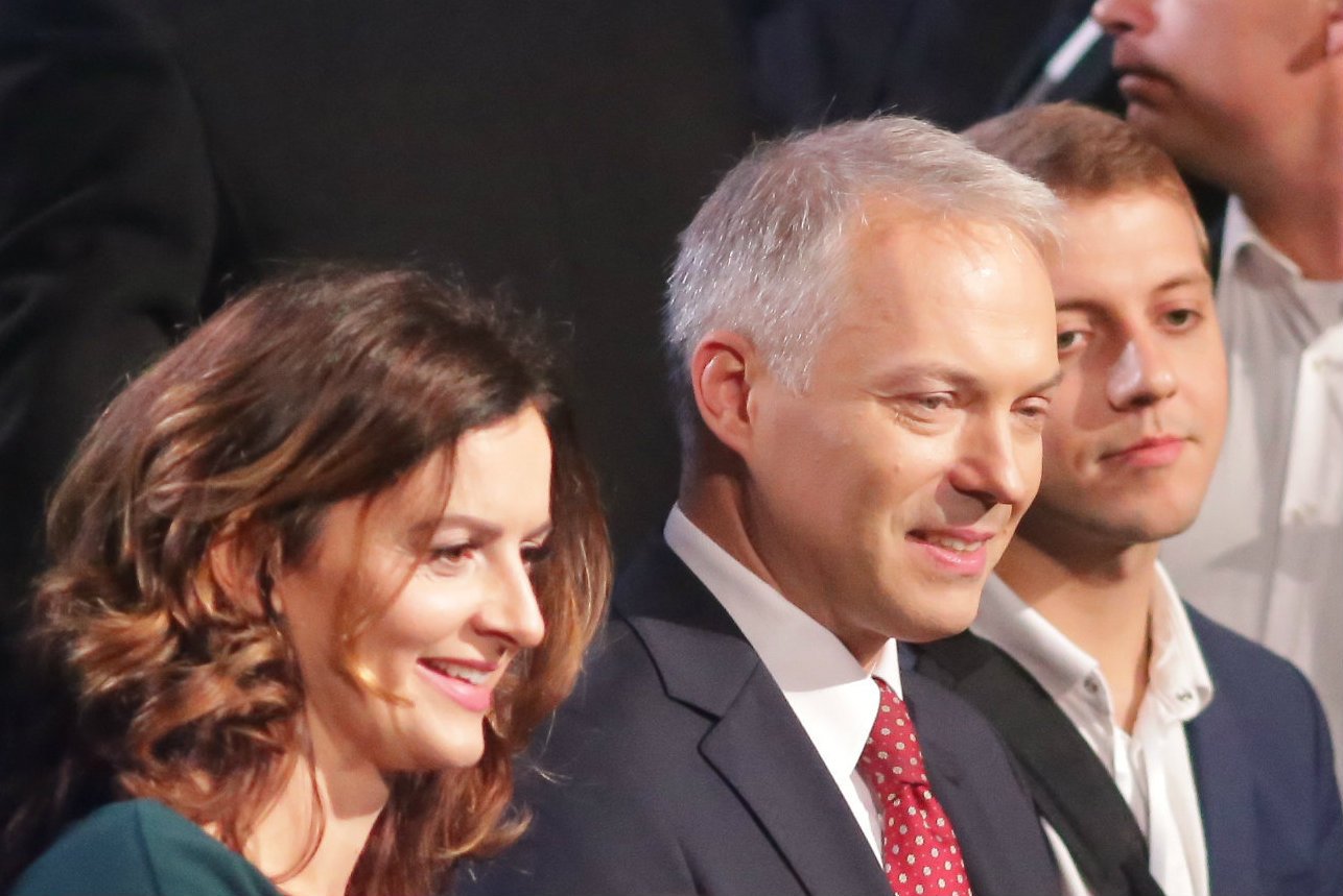 Jacek Żalek i Justyna Żalek mają ambicie polityczne, ale tylko żonie posła PiS powiodło się w tegorocznych wyborach samorządowych.