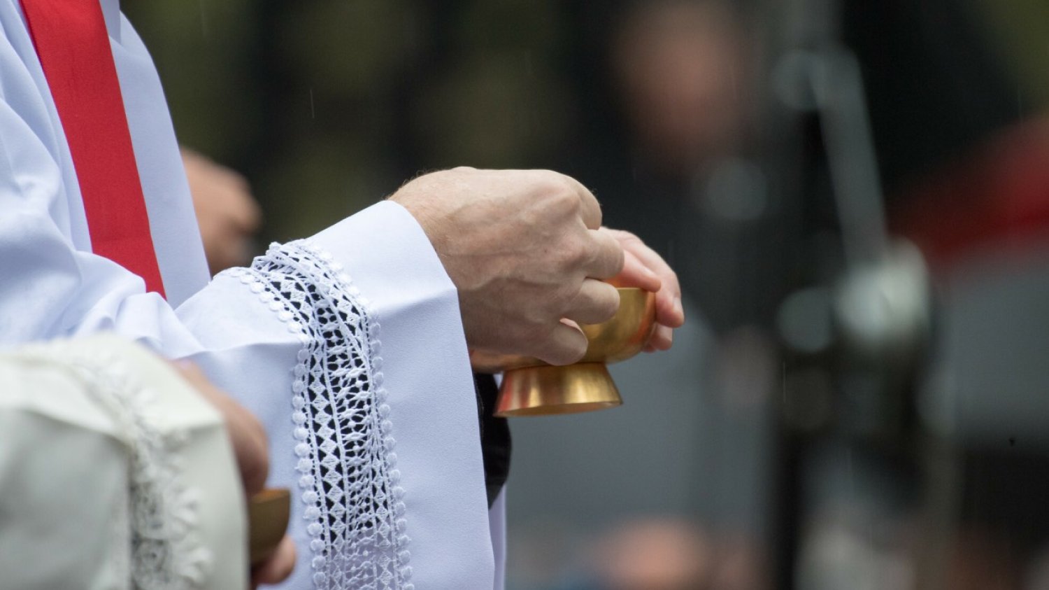 Ksiądz z Gostynia został nagle zawieszony przez kurię