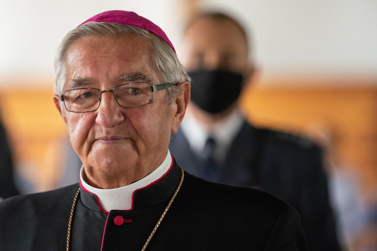 Lewica chce ograniczyć przekazywanie Kościołowi gruntów i nieruchomości.