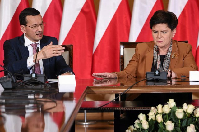 Mateusz Morawiecki ma więcej władzy niż premier Beata Szydło?