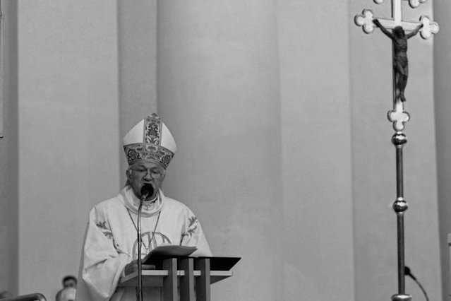 Arcybiskup Zygmunt Zimowski zmarł w nocy po ciężkiej chorobie