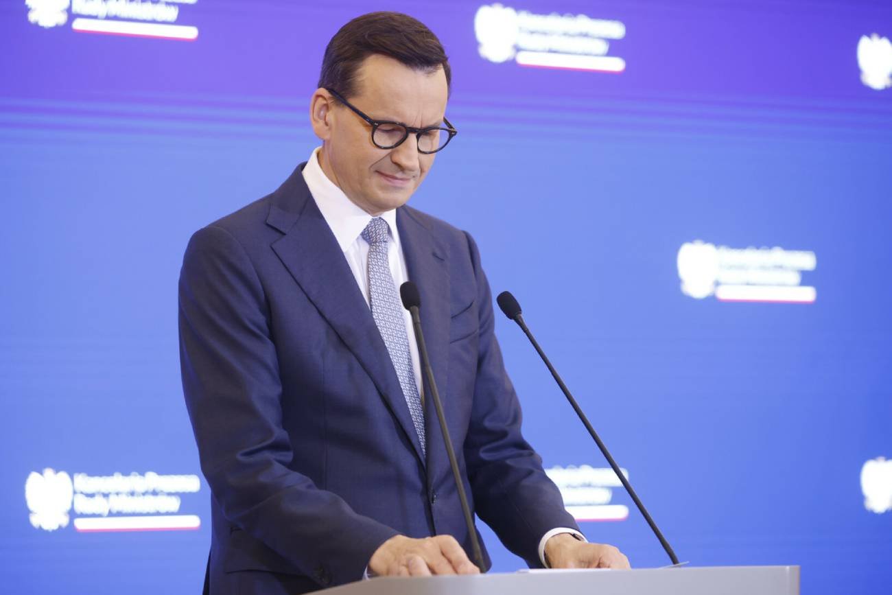 Premier ujawnił dług Polski? Nerwowa konferencja próbą ratowania posady