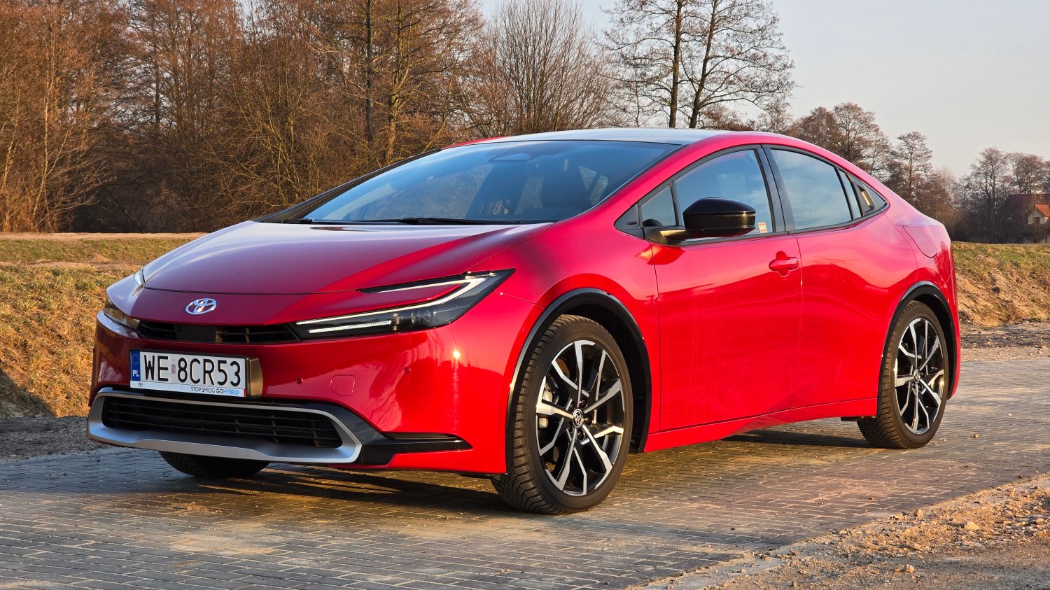 Nowy Prius prezentuje się naprawdę super!
