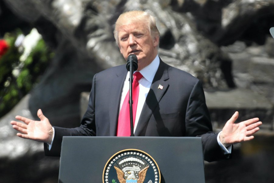 Donald Trump pomylił stany, gratulując zwycięzcom tegorocznej ligi futbolu amerykańskiego, drużynie Kansas City.