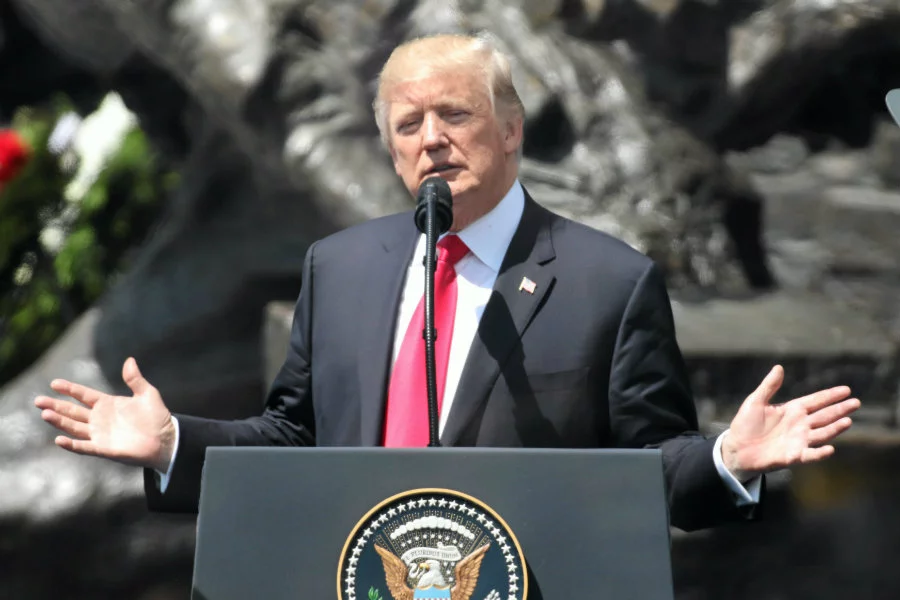 Donald Trump pomylił stany, gratulując zwycięzcom tegorocznej ligi futbolu amerykańskiego, drużynie Kansas City.